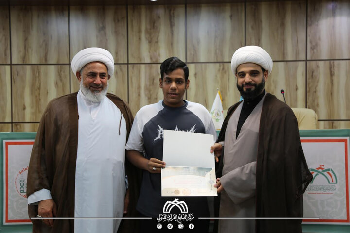 تقرير مصور/ برعاية مركز التبليغ القرآني الدولي.. حفل ختام البرنامج الصيفي العاشر للدورات القرآنية في قم