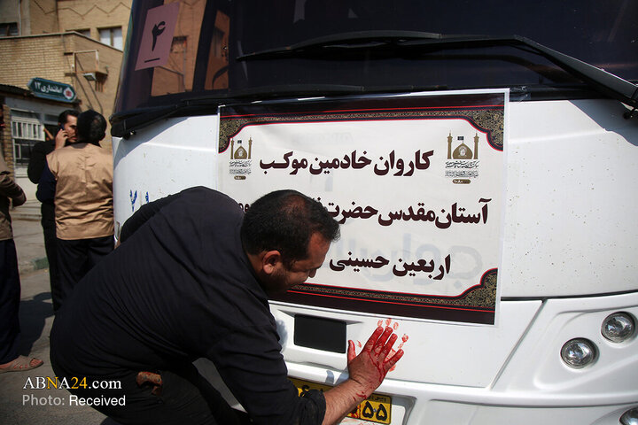 بدرقه خادمان موکب حرم حضرت معصومه (س) در عمود ۱۰۸۰