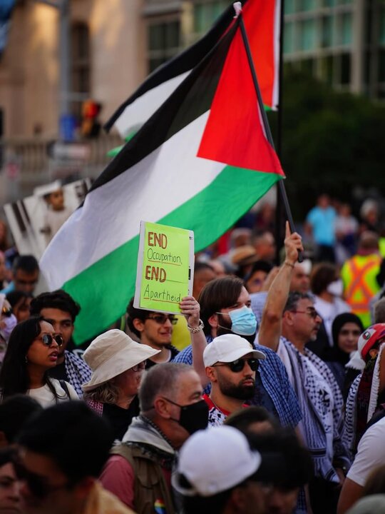 مظاهرة حاشدة في مدينة أوتاوا الكندية نصرة لفلسطين