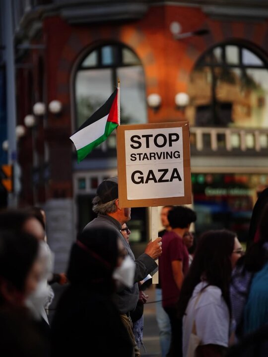 مظاهرة حاشدة في مدينة أوتاوا الكندية نصرة لفلسطين