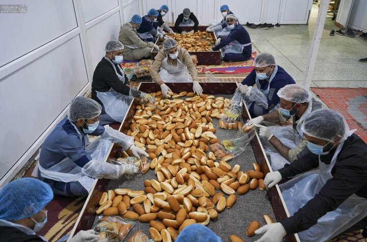 استهلاك 5 أطنان من الطحين يوميًا دعمًا لضيافة زائري الأربعين في العتبة العلويّة المقدّسة