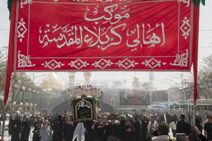 تشييع النعش الرمزي للإمام الحسن (عليه السلام) في كربلاء المقدسة