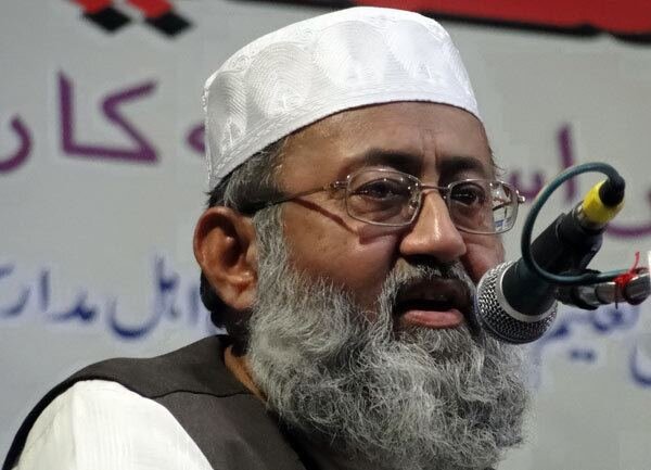 Sunni Cleric Makes Strong Statement in Support of Ayatollah Khamenei