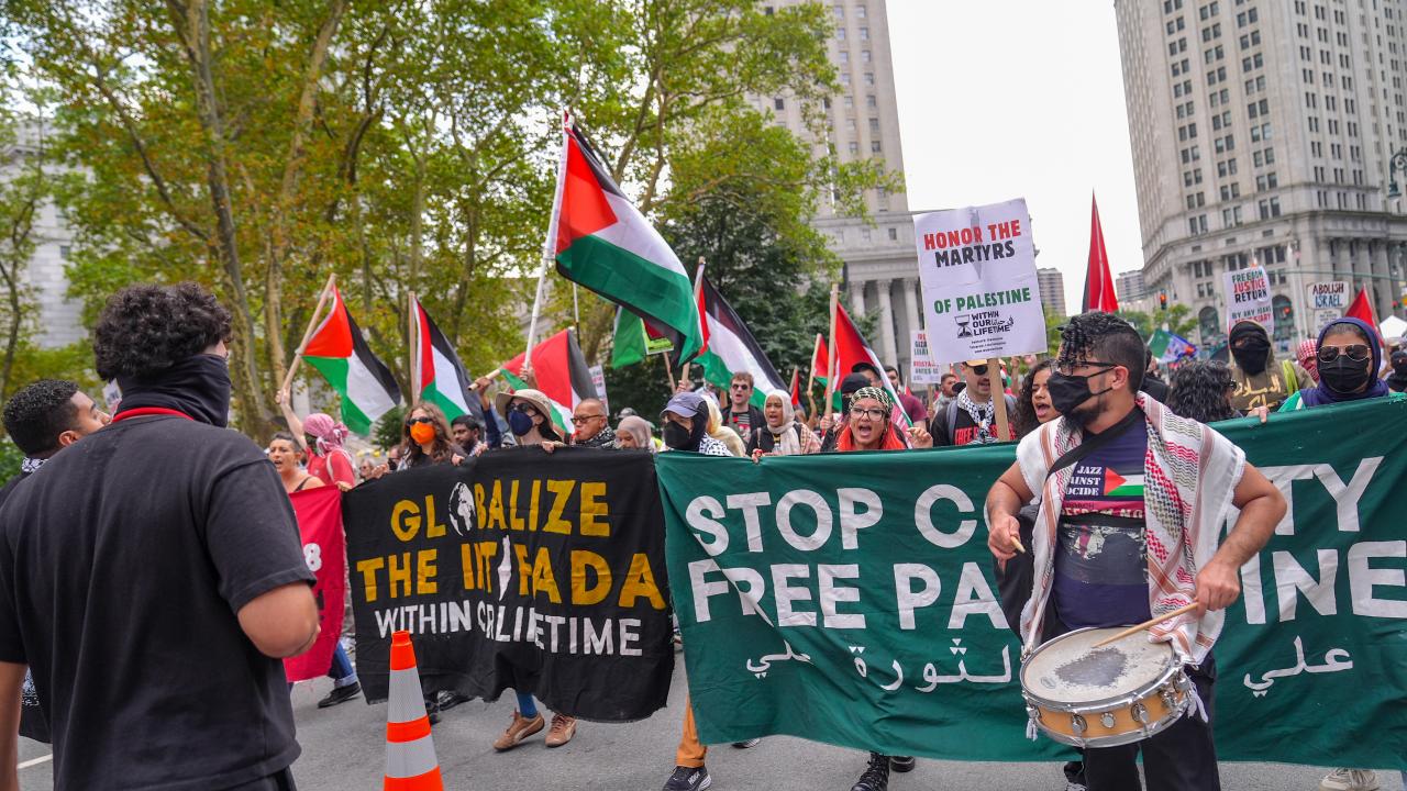 راهپیمایی اهالی نیویورک در اعتراض به نسلکشی رژیم صهیونی در غزه + تصاویر