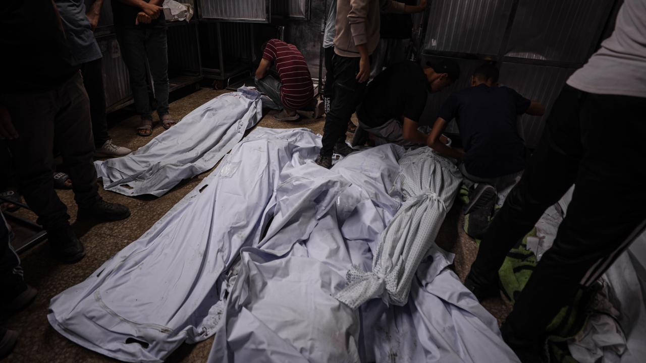 شهادت چندین فلسطینی در حمله رژیم صهیونی به صف توزیع غذا + تصاویر