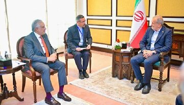 پاکستان: ہم اپنے برادر ملک ایران کے ساتھ کھڑے ہیں: نائب وزیراعظم اسحاق ڈار