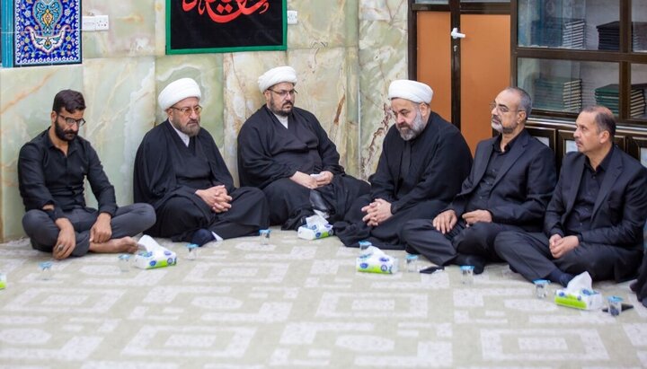 تقرير مصور/ العتبة الحسينية تقيم مجلس عزاء في الصحن الحسيني بمناسبة ذكرى استشهاد الإمام الحسن المجتبى(ع)