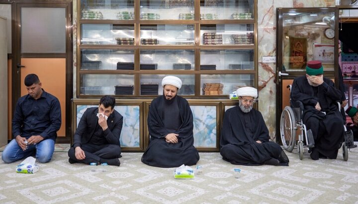 تقرير مصور/ العتبة الحسينية تقيم مجلس عزاء في الصحن الحسيني بمناسبة ذكرى استشهاد الإمام الحسن المجتبى(ع)