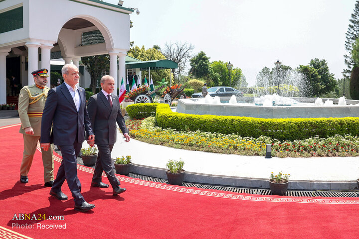 استقبال رسمی نخست وزیر پاکستان از دکتر پزشکیان