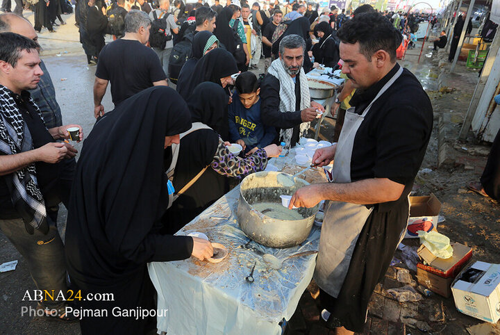 Foto / Mihran Kapısında Ziyaretçilerin Atmosferi