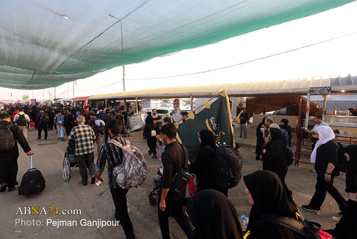 Foto / Mihran Kapısında Ziyaretçilerin Atmosferi
