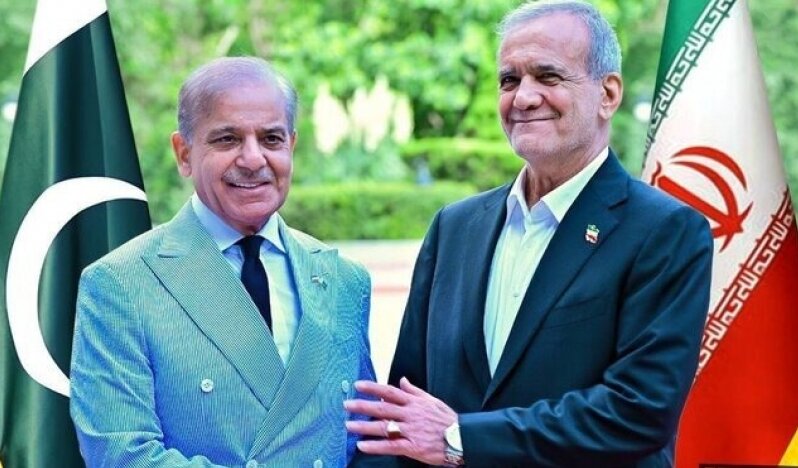 İran ve Pakistan ticareti 10 milyar dolara çıkarmayı hedefliyor