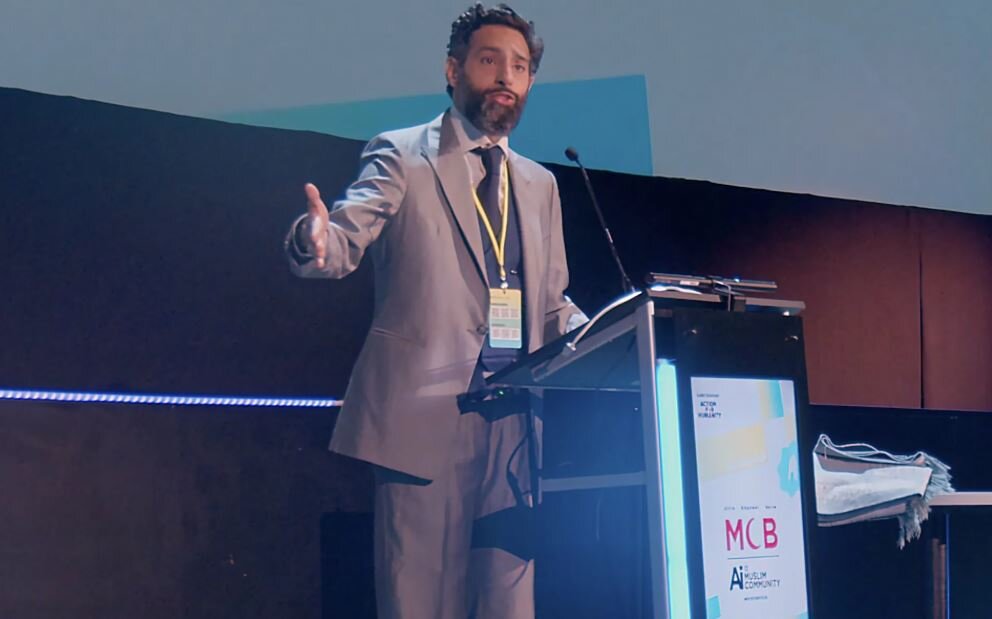 شورای مسلمانان بریتانیا: عقب‌ماندن از انقلاب هوش مصنوعی، جوامع مسلمان را به حاشیه می‌راند