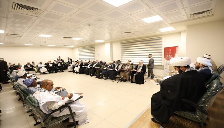 تقرير مصور/ لجان علمية تبحث نصرة فلسطين بمؤتمر نداء الأقصى الدولي في كربلاء