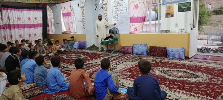 برگزاری سلسله دروس احکام و عقاید اسلامی در مسجد جامع حضرت محمد رسول‌الله(ص) کابل + تصاویر