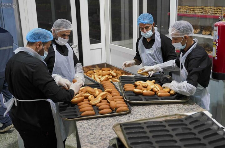 تقرير مصور/ مضيف العتبة العلويّة المقدّسة يقدّم خدمات مستمرّة لزائري أربعينية الإمام الحسين (ع)