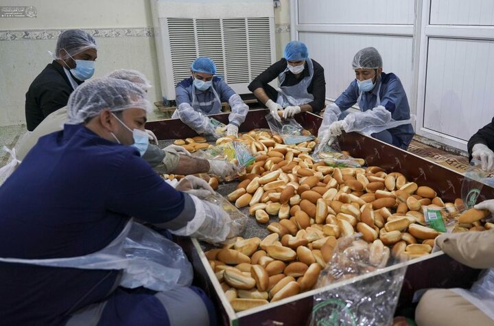 تقرير مصور/ مضيف العتبة العلويّة المقدّسة يقدّم خدمات مستمرّة لزائري أربعينية الإمام الحسين (ع)