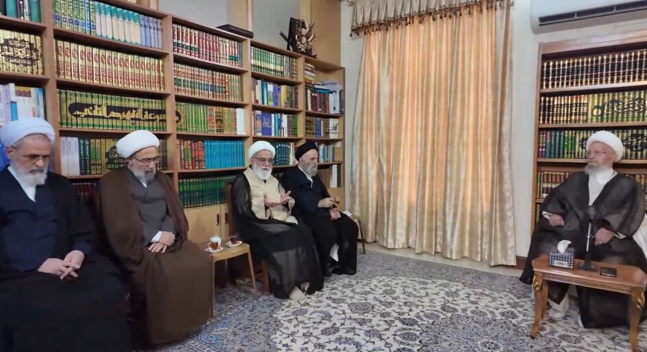 Video: Members of Supreme Council of Seminaries meet with Grand Ayatollah Makarem Shirazi