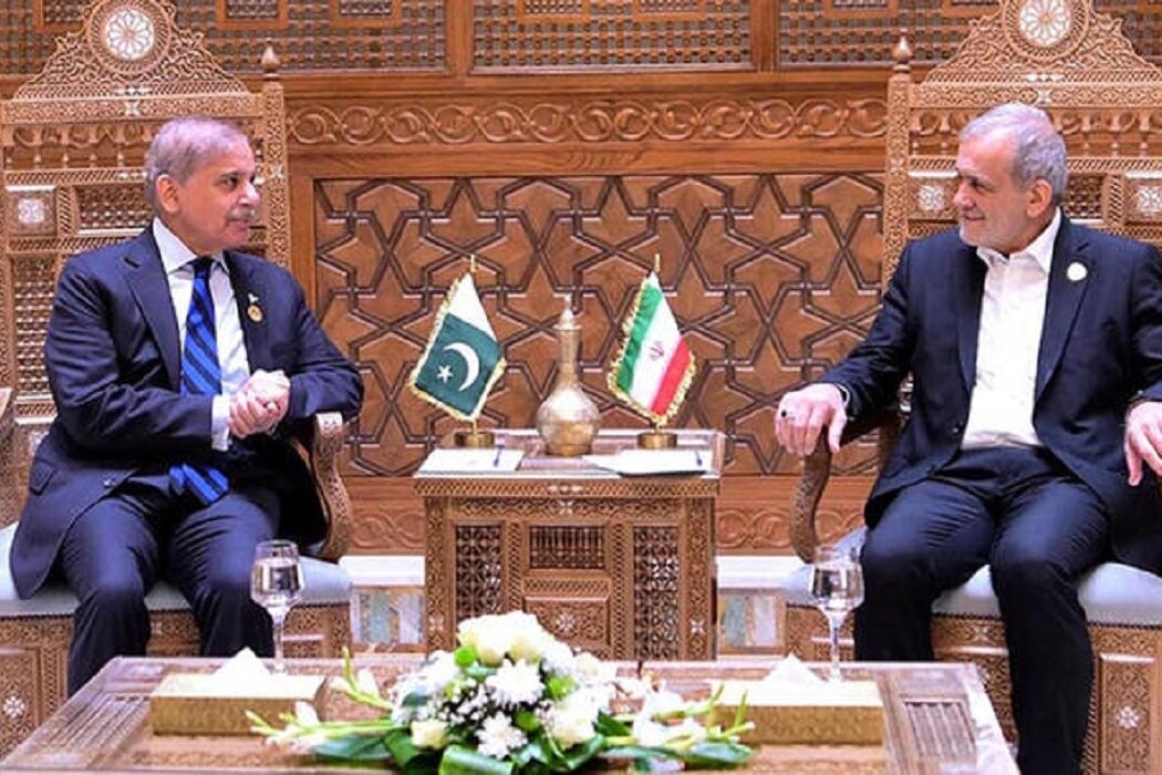 Pakistan baş naziri İran prezidentilə birgə mətbuat konfransında sionist rejimin İran və Fələstinə qarşı hücum və təcavüzlərini pislədi