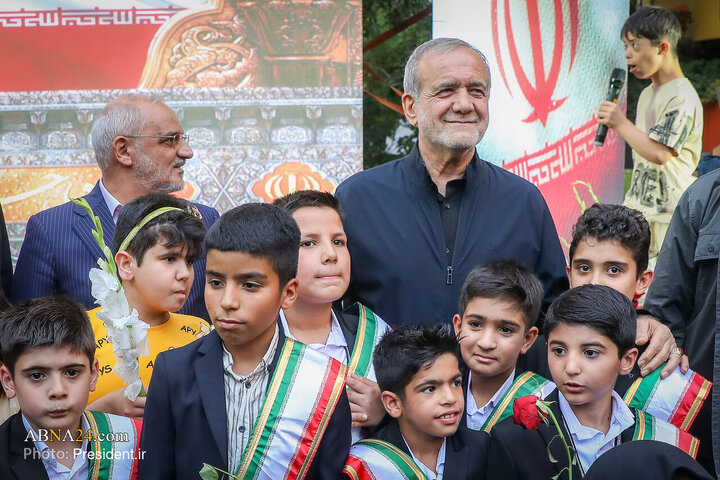 بزرگداشت کودکان شهید جنگ تحمیلی ۱۲ روزه