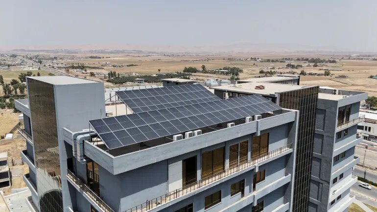 بحران برق و گرما، عراقیها را به انرژی خورشیدی سوق داد