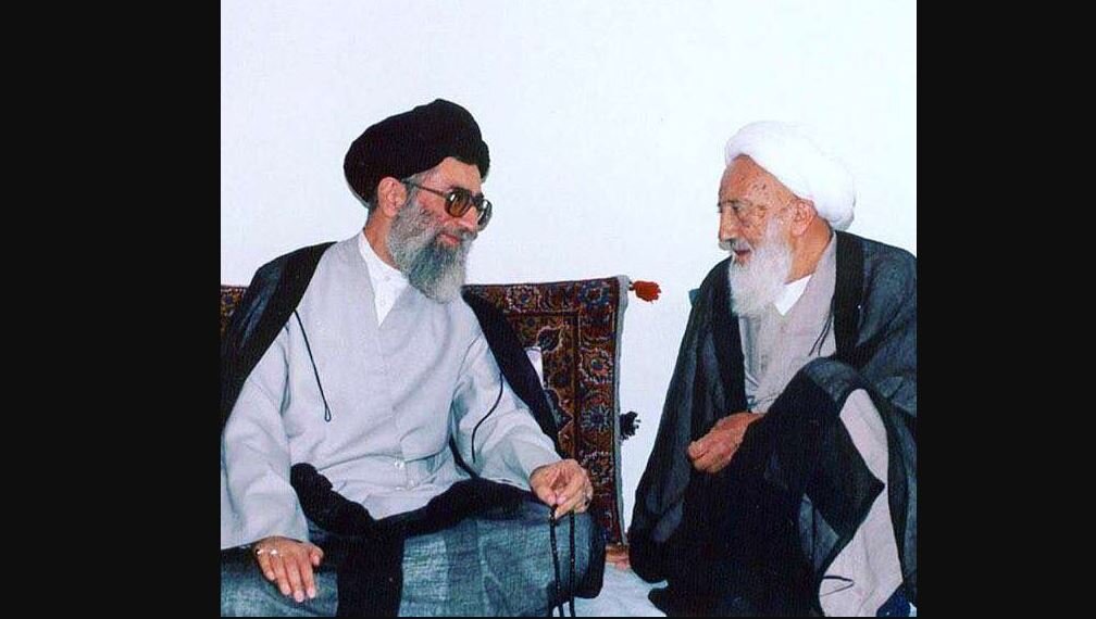 ویدیو | مروری بر رویکرد فقهی و اصولی آیت‌الله مروارید در حرم مطهر رضوی