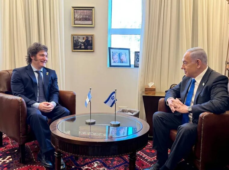 Protestas masivas en Argentina contra la visita de Netanyahu; clamor por justicia frente a los crímenes sionistas