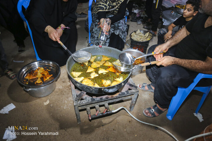 عبور زائران اربعین حسینی از مرز شلمچه