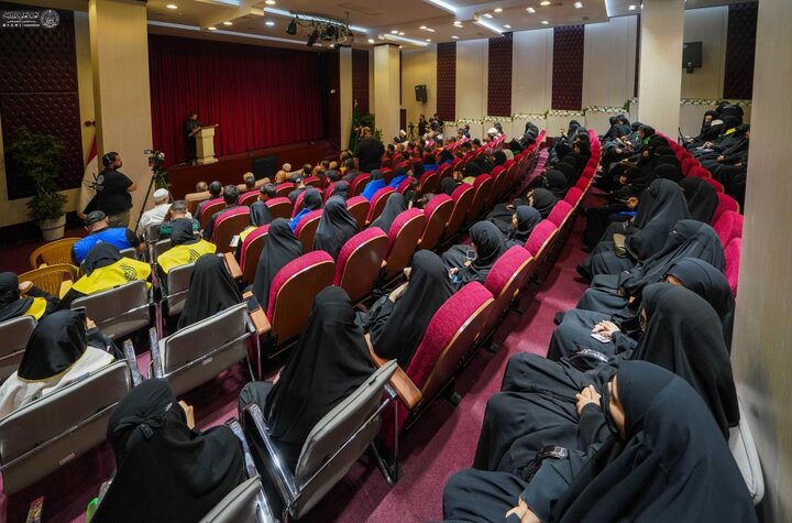 تقرير مصور/ تحت عنوان"عندما بكت الملائكة" عرض مسريح يُجسّد واقعة كربلاء الخالدة في العتبة العلوية