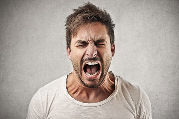 Narrativas Chocantes sobre as Consequências da Linguagem Vulgar