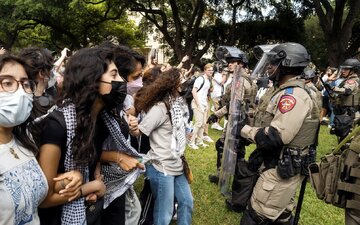 Analysis / Anti-Semitism Redefinition: An Instrument to Crack Down on Zionism Critics