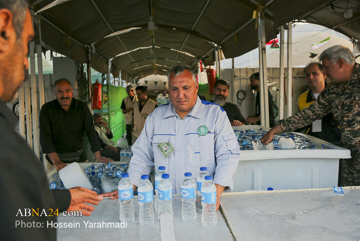 اقامت و پذیرایی زائران اربعین حسینی در موکب بنیاد مستضعفان