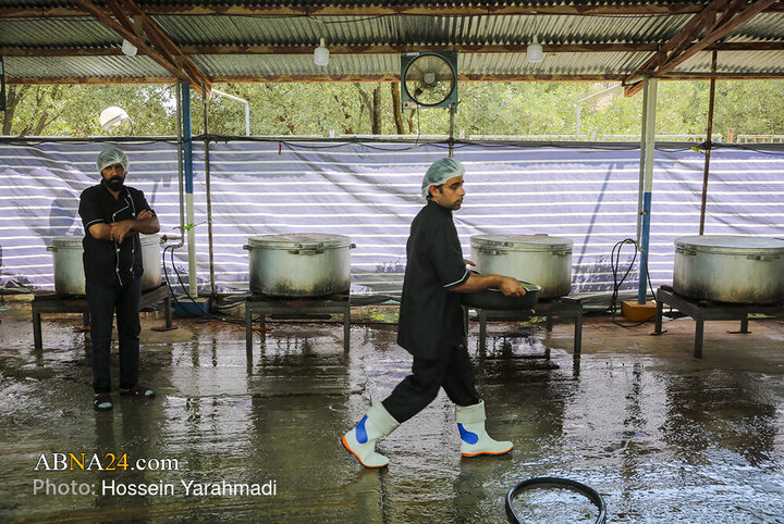 اقامت و پذیرایی زائران اربعین حسینی در موکب بنیاد مستضعفان