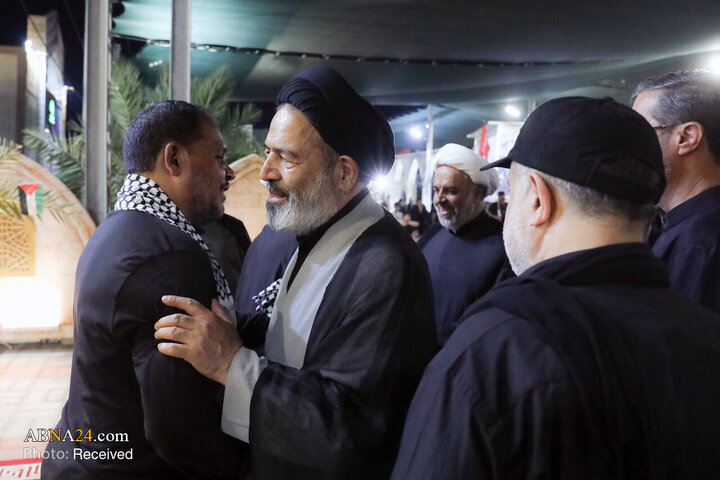 استقبال علما و جوانان فلسطینی از نماینده مقام معظم رهبری در موکب «نداء الاقصی»