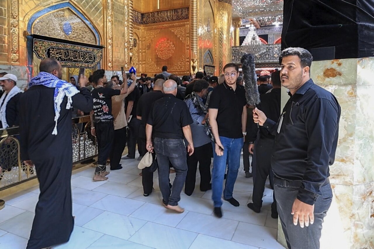 Holy Sanctuary Division continues to organise movement of visitors to shrine of al-Abbas