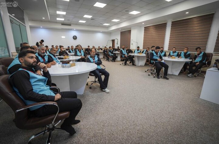 تقرير مصور/ العتبة تقيم ورشة تدريبية للمتشرّفين بالخدمة لتطوير خدمات دليل الزائرين خلال الزيارات المليونية