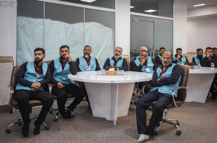 تقرير مصور/ العتبة تقيم ورشة تدريبية للمتشرّفين بالخدمة لتطوير خدمات دليل الزائرين خلال الزيارات المليونية