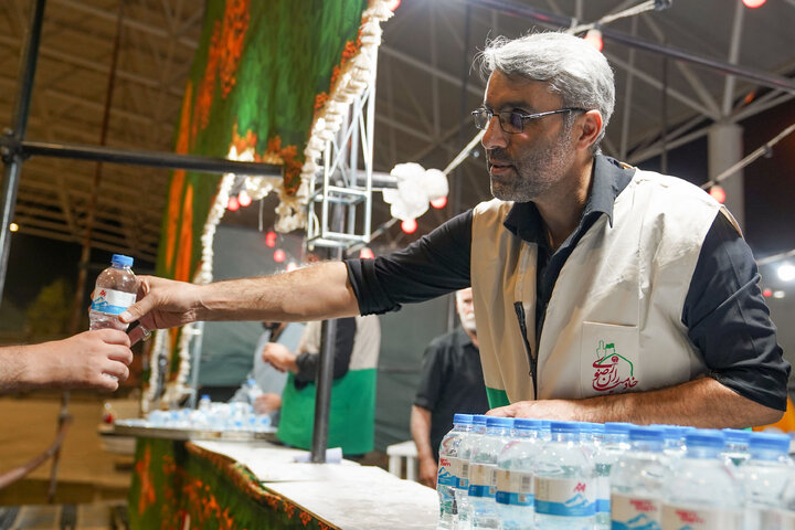 تقرير مصور/ موکب العتبة الرضویة المقدسة في منفذ مهران الحدودي