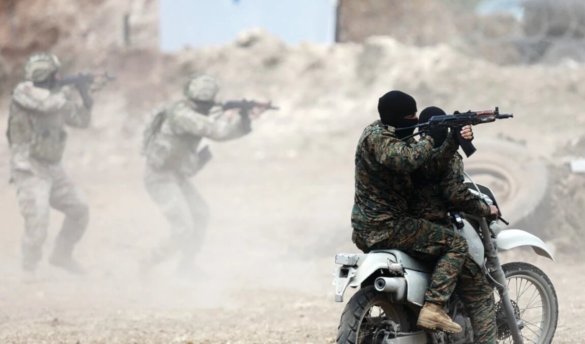 ۶۰ درصد لبنانی‌ها مخالف خلع سلاح مقاومت هستند