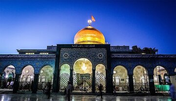 ویدیو | اربعین کم فروغ در حرم حضرت زینب(س)