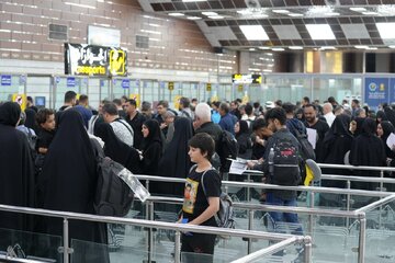 Ulat na May Larawan: Sitwasyon sa Hangganan ng Khosravi at Maayos na Paglalakbay ng mga Zaireen ng Arbaeen ni Imam Hussein (as)