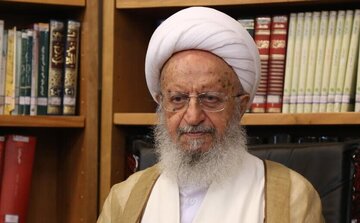 Ayatollah Makarim Shirazi: Baraza la Uratibu wa Matangazo Lina Nafasi Muhimu Katika Kulinda Mfumo wa Jamhuri ya Kiislamu
