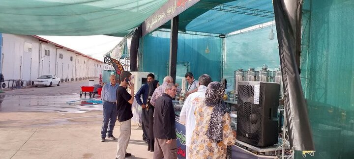 Erbilde Erbain Ziyaretçilerine Hizmet Sunan İran Çadırı