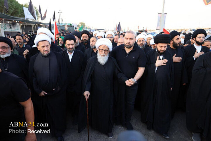 حضور آیت‌الله بشیر نجفی در پیاده‌روی اربعین حسینی