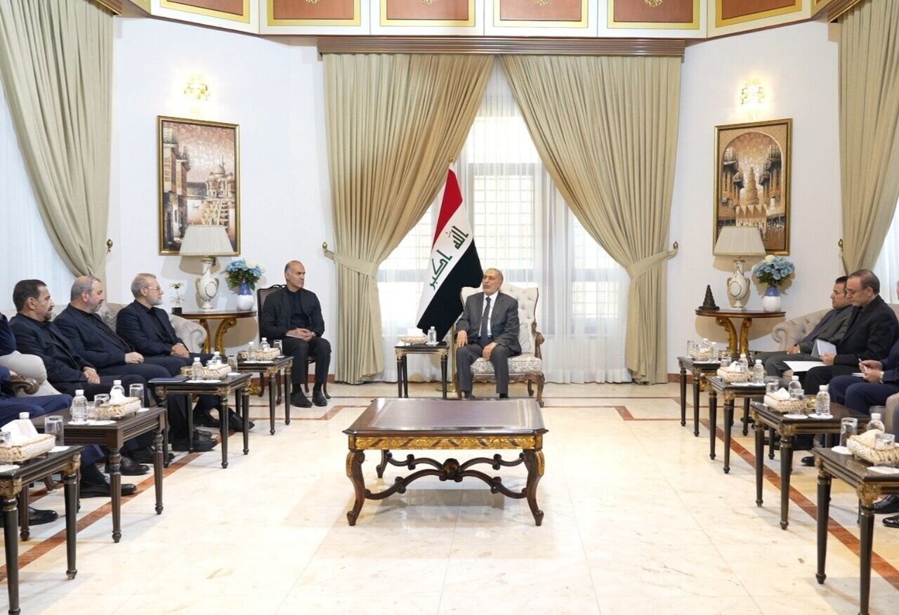 Iranian, Iraqi officials discuss strengthening bilateral ties in Baghdad meeting
