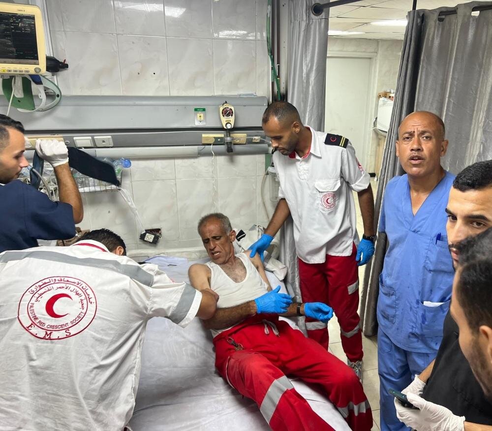 Palestinian Paramedic Diaa Al-Bayouk injured in Israeli strike near Al-Zaytoun