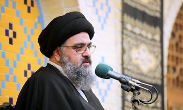آیت‌الله نورمفیدی: اجتماع با شکوه اربعین، قدرت نمایی مکتب اهل‌بیت(ع) است