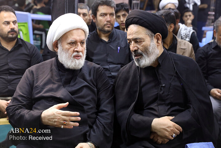 نشست بینالمللی «اربعین و امت اسلامی» در مسیر پیاده روی اربعین