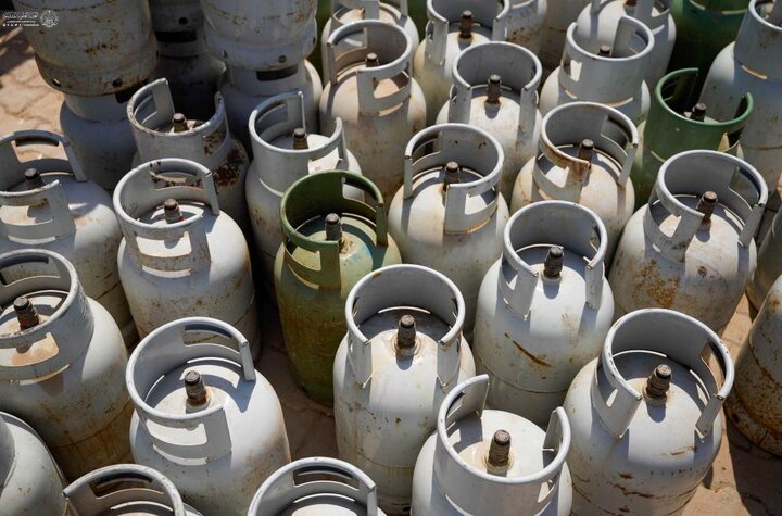 تقرير مصور/ العتبة العلويّة المقدّسة توفر 10 آلاف أسطوانة غاز لدعم المواقع الخدمية خلال زيارة الأربعين