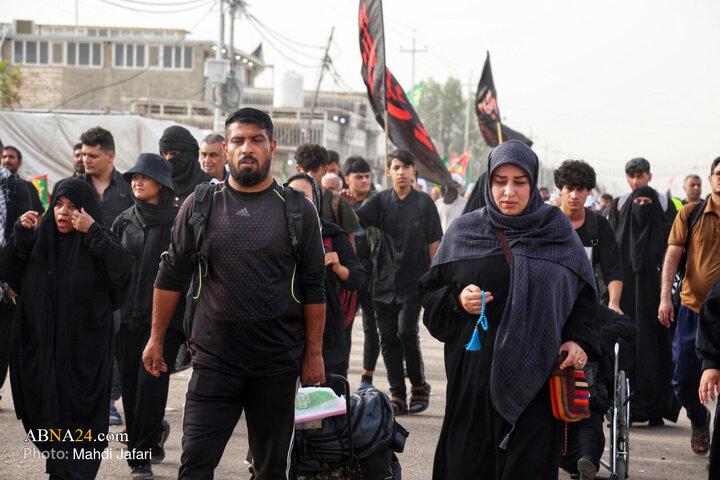 کاروان ملت‌ها در مسیر عشق حسینی